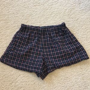 Super cute plaid Brandy Melville shorts!!